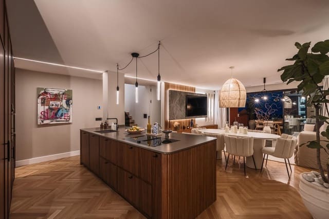 3 bedroom Penthouse for sale in La Quinta, Benahavís with garage - € 1,950,000 (Ref: 9048711)