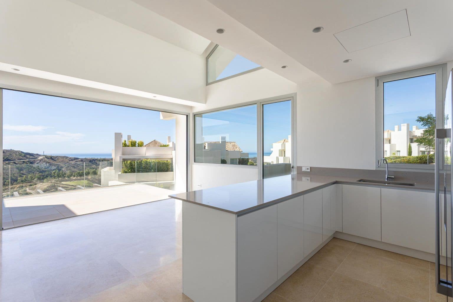 3 chambre Appartement à vendre à Benahavis avec piscine - 1 190 000 € (Ref: 9493994)