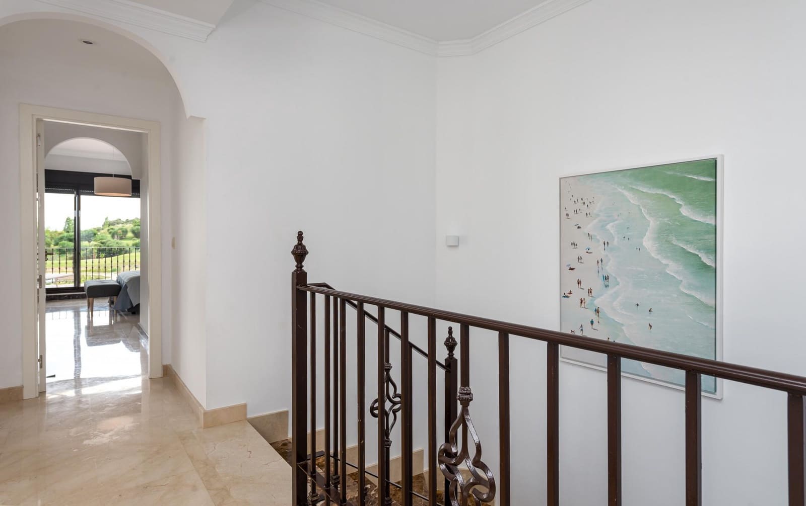 4 bedroom Villa for sale in Estepona - € 718,693 (Ref: 9493996)