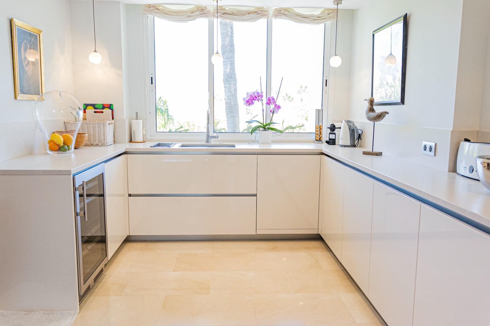 3 bedroom Penthouse for sale in Marbella with pool garage - € 5,750,000 (Ref: 9502251)