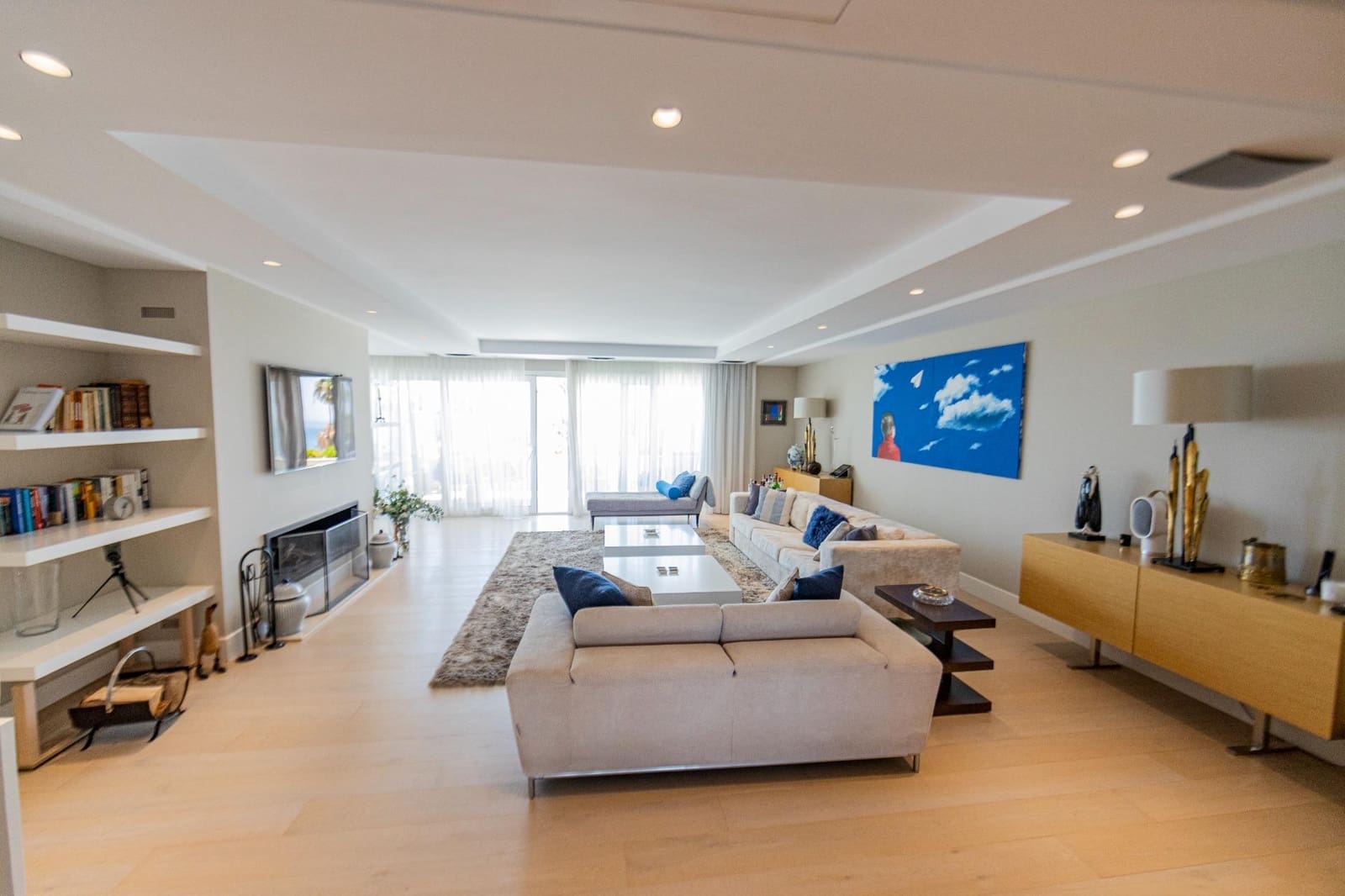 3 bedroom Penthouse for sale in Marbella with pool garage - € 5,750,000 (Ref: 9502251)