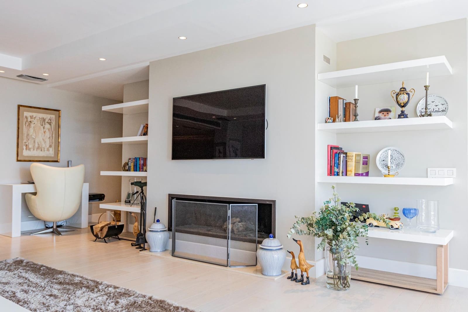3 bedroom Penthouse for sale in Marbella with pool garage - € 5,750,000 (Ref: 9502251)