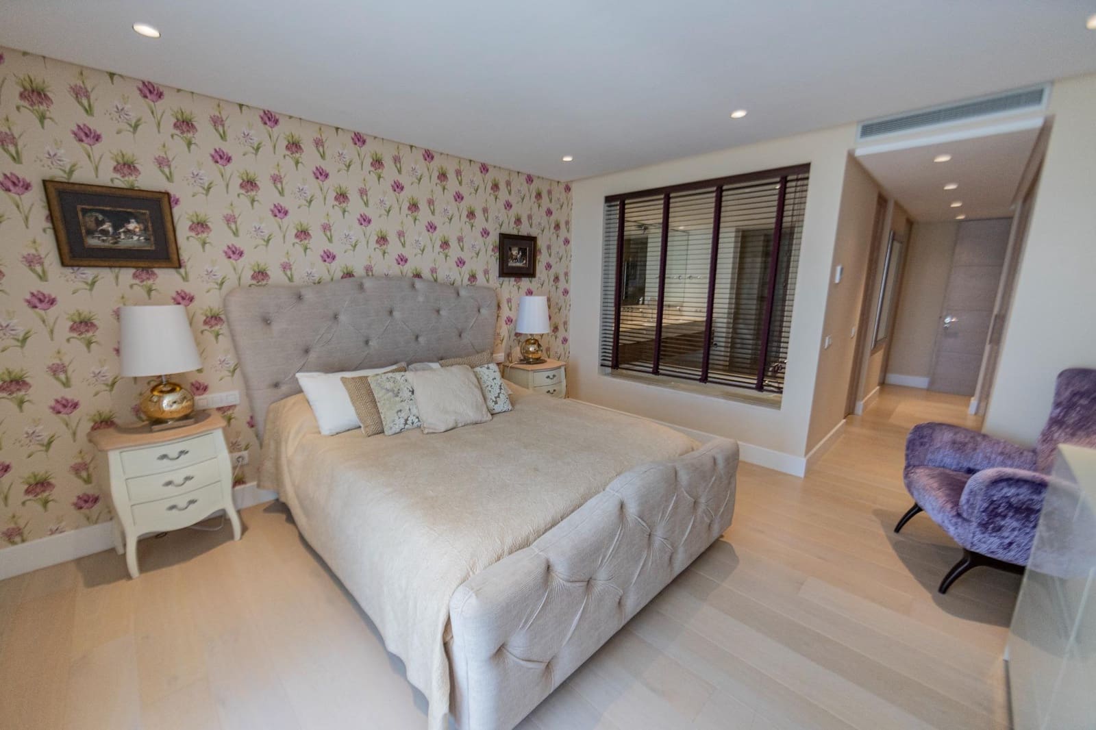 3 bedroom Penthouse for sale in Marbella with pool garage - € 5,750,000 (Ref: 9502251)