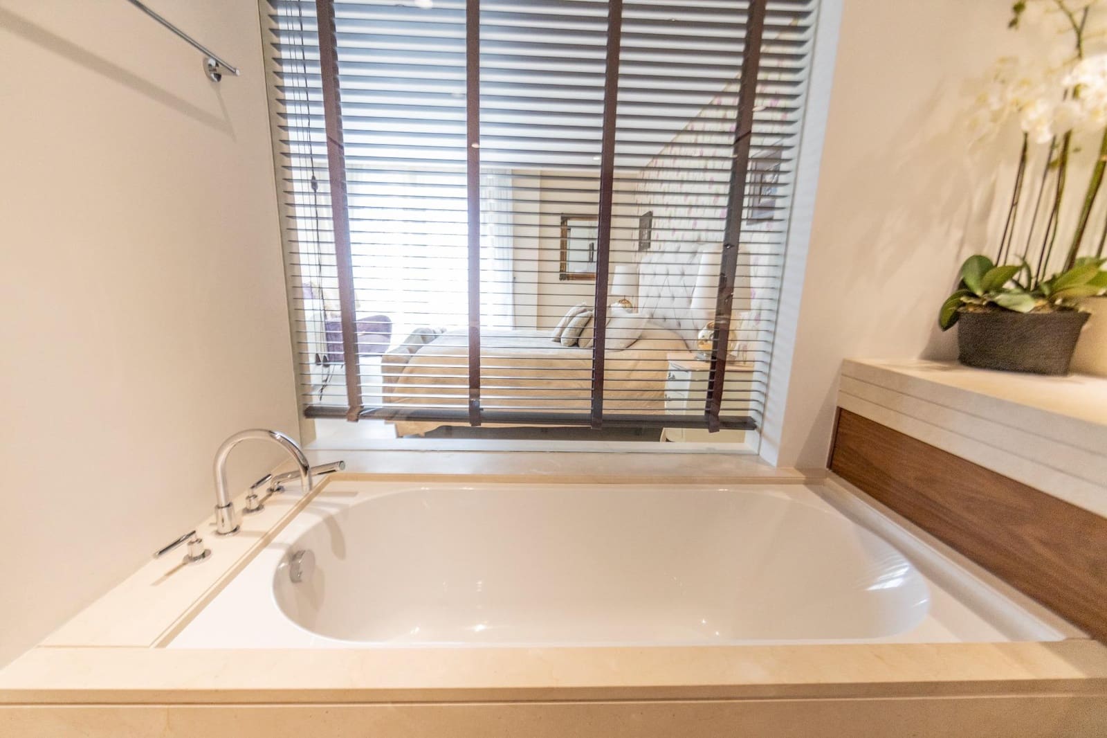 3 bedroom Penthouse for sale in Marbella with pool garage - € 5,750,000 (Ref: 9502251)
