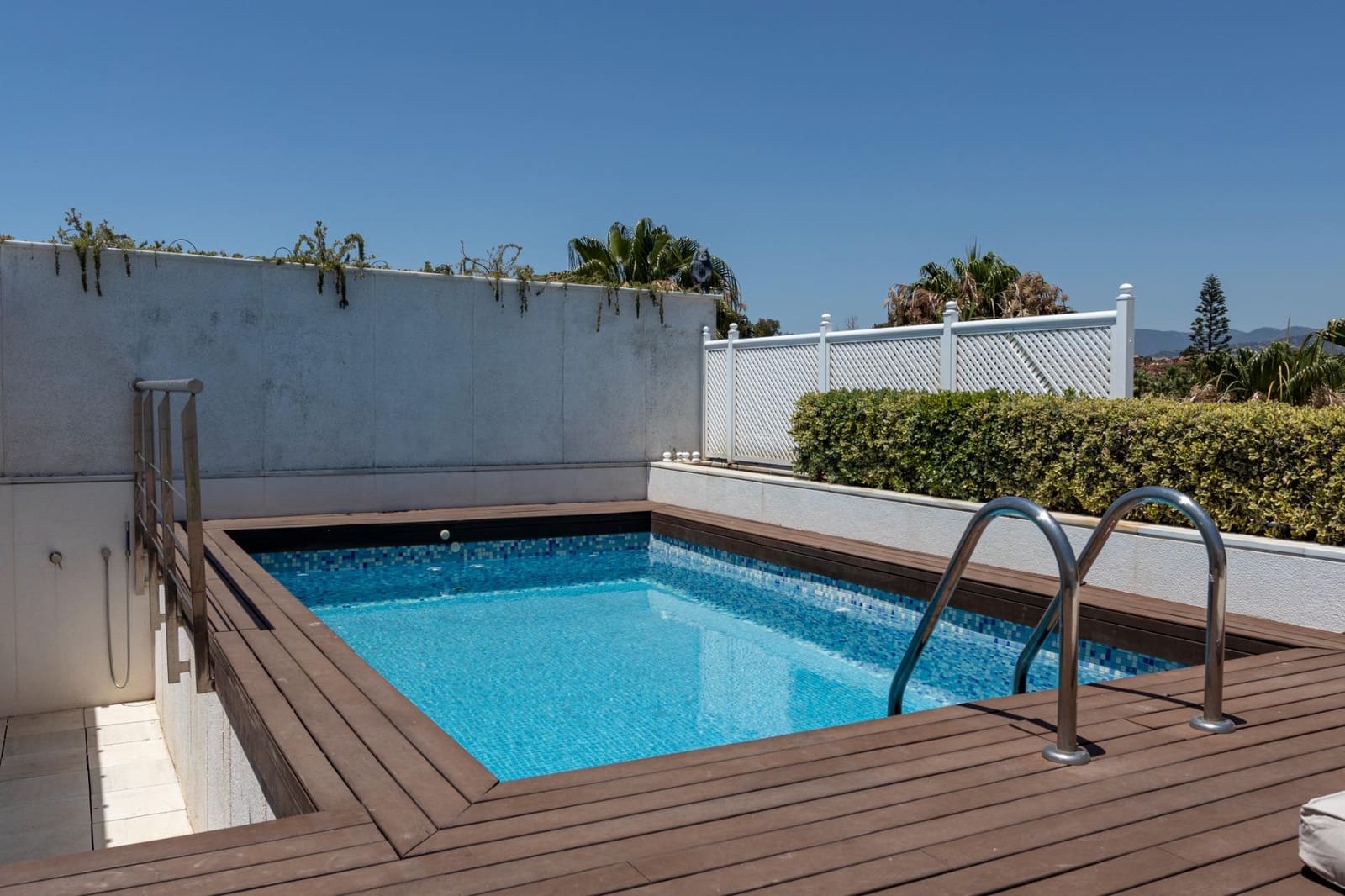 3 bedroom Penthouse for sale in Marbella with pool garage - € 5,750,000 (Ref: 9502251)
