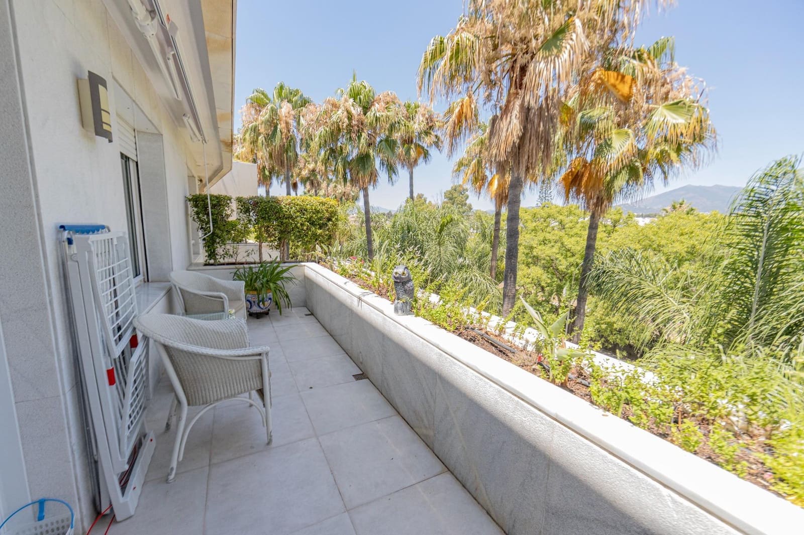 3 bedroom Penthouse for sale in Marbella with pool garage - € 5,750,000 (Ref: 9502251)