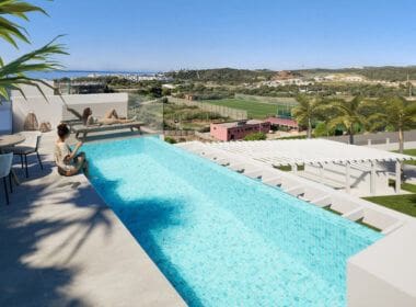2 sypialnia Apartament na sprzedaż w Estepona z basenem garażem - 467 250 € (Ref: 9502278)