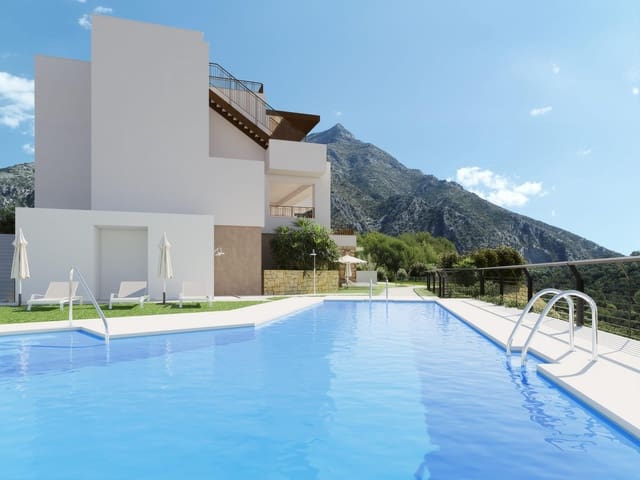 Ático de 3 habitaciones en Istán en venta con piscina - 580.000 € (Ref: 9502289)