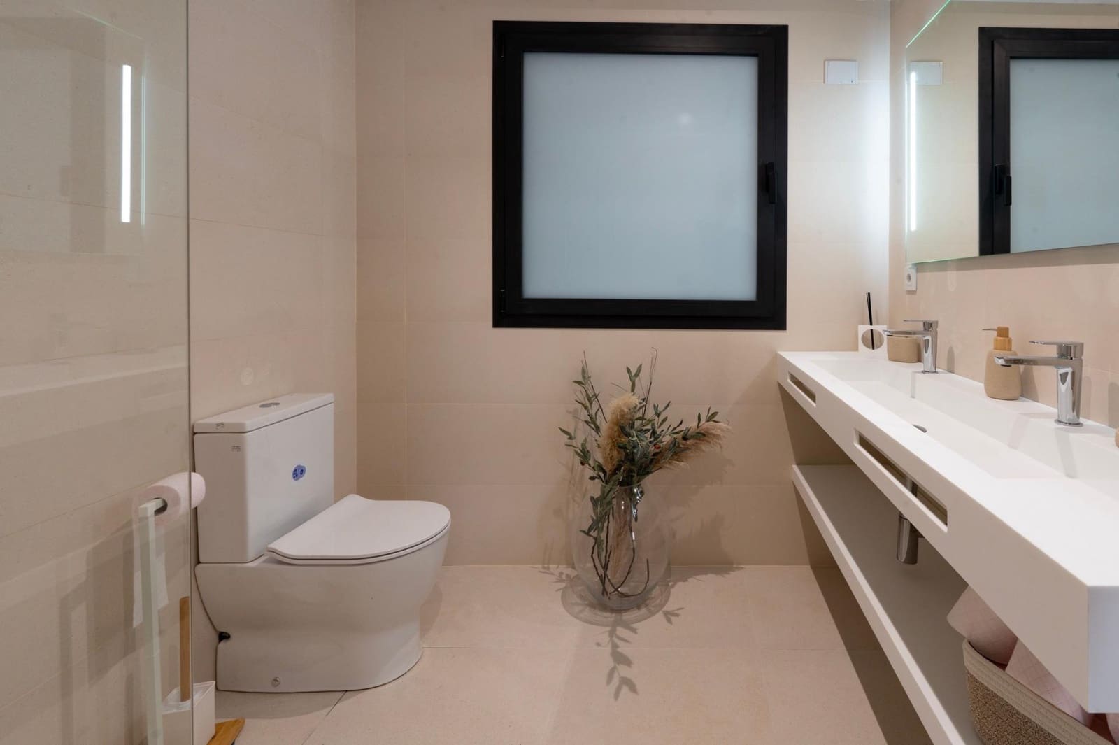3 quarto Penthouse para venda em San Pedro de Alcantara com piscina - 870 000 € (Ref: 9504261)