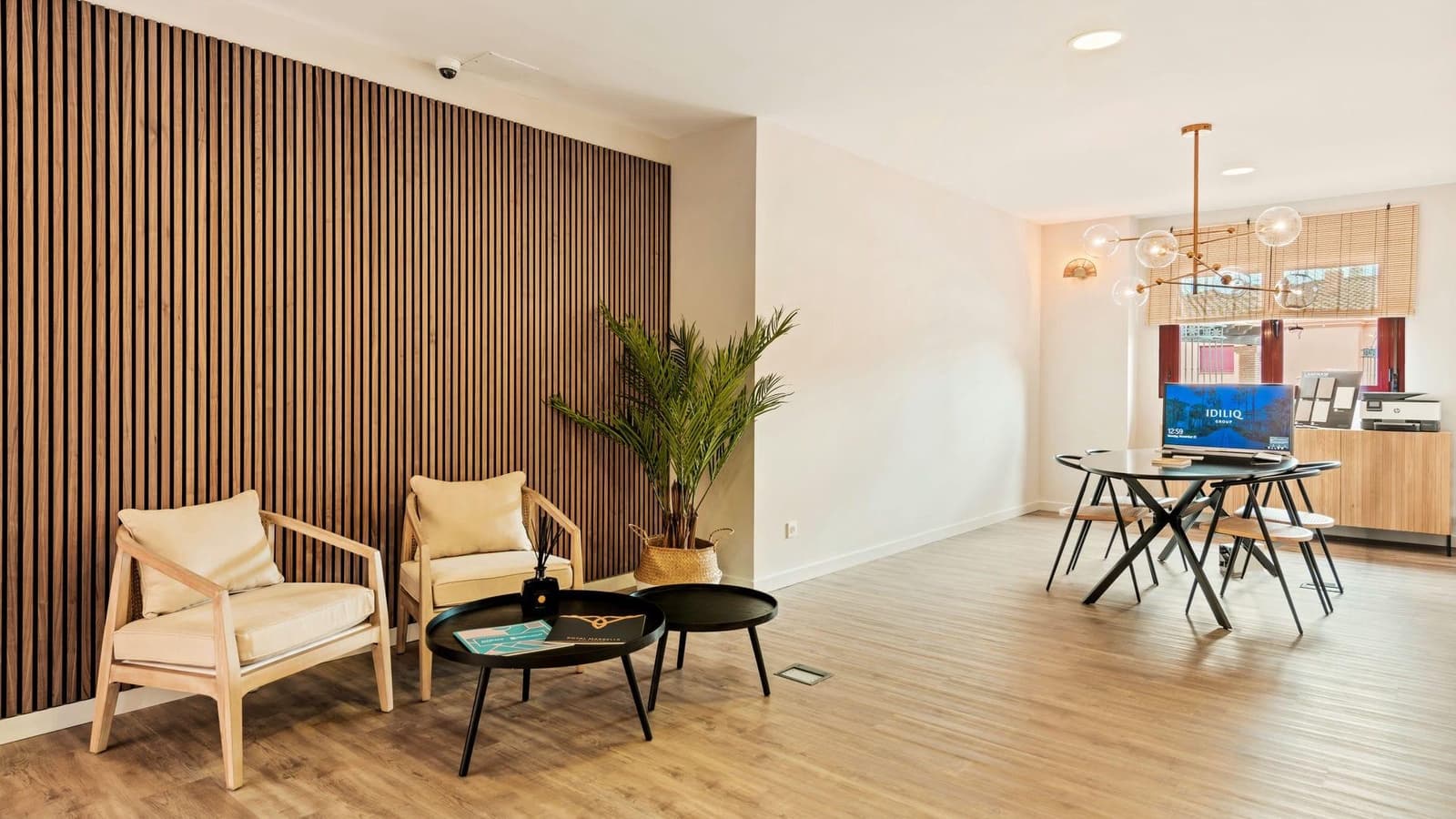 3 sypialnia Apartament na sprzedaż w Benahavis z basenem - 450 000 € (Ref: 9574599)