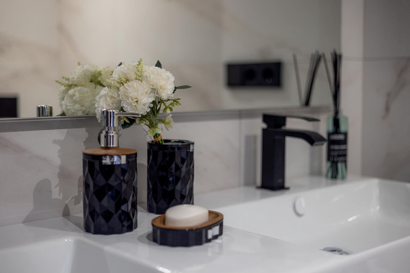 4 chambre Penthouse à vendre à Marbella avec piscine - 1 490 000 € (Ref: 9602645)