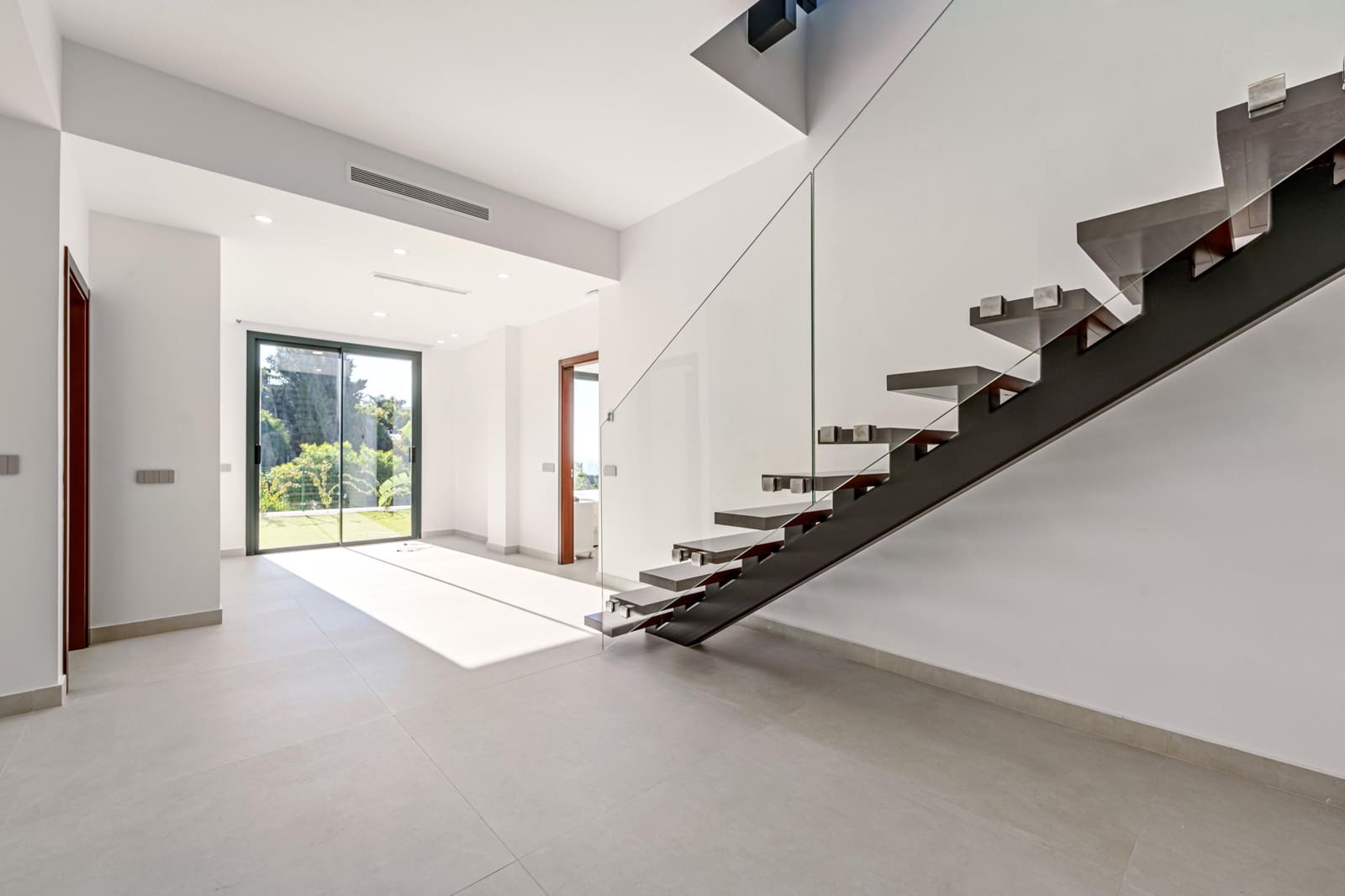 4 slaapkamer Villa te koop in Benalmadena - € 2.600.000 (Ref: 9604946)