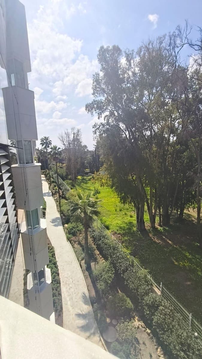 2 slaapkamer Appartement te koop in Puerto Banus met zwembad - € 1.175.000 (Ref: 9674184)