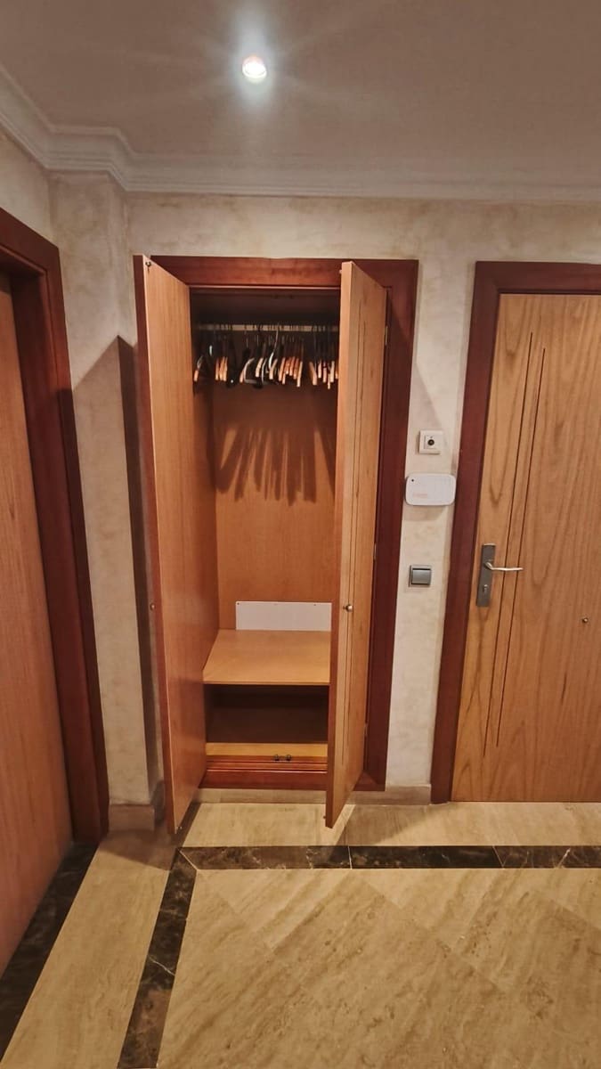 2 slaapkamer Appartement te koop in Puerto Banus met zwembad - € 1.175.000 (Ref: 9674184)