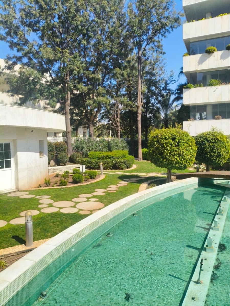 2 slaapkamer Appartement te koop in Puerto Banus met zwembad - € 1.175.000 (Ref: 9674184)