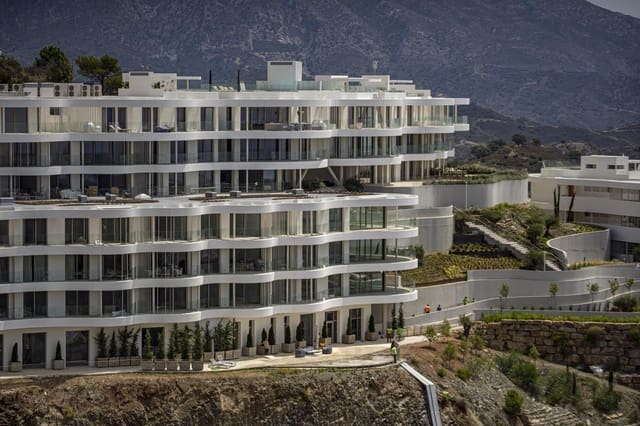 2 Zimmer Apartment zu verkaufen in La Quinta, Benahavís mit Pool - 899.000 € (Ref: 9726622)