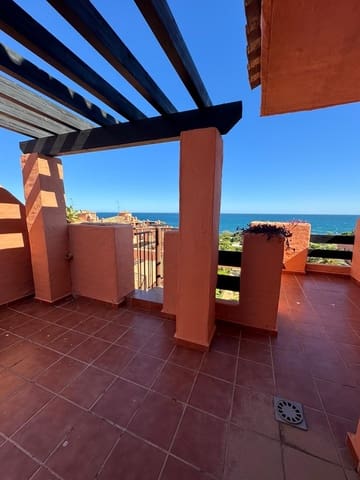 3 quarto Apartamento para arrendar em Estepona com garagem - 3 000 € (Ref: 9815835)