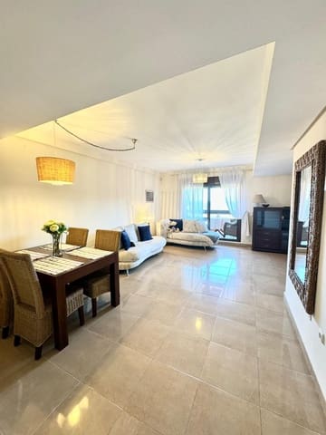3 quarto Apartamento para arrendar em Estepona com garagem - 3 000 € (Ref: 9815835)