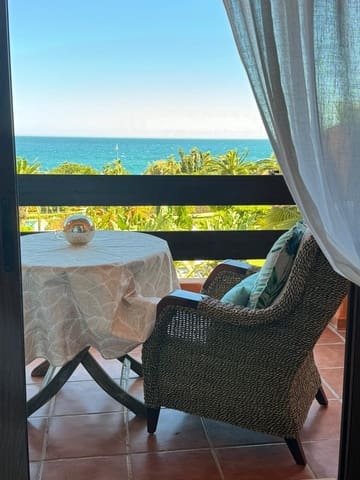 3 quarto Apartamento para arrendar em Estepona com garagem - 3 000 € (Ref: 9815835)