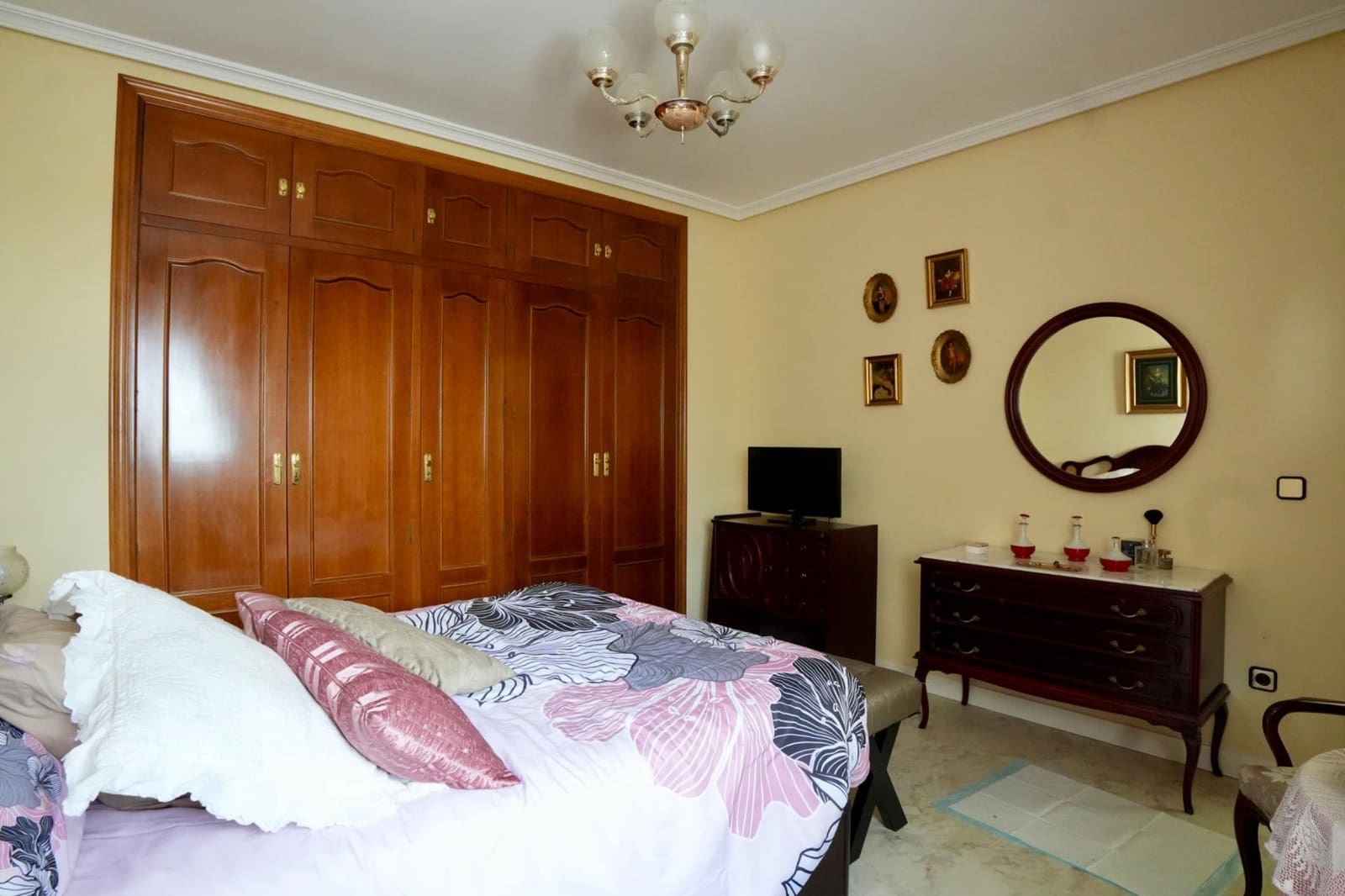 7 Zimmer Villa zu verkaufen in San Lorenzo de El Escorial mit Pool Garage - 987.500 € (Ref: 9815836)