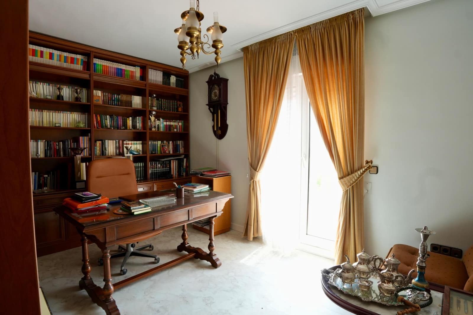 7 Zimmer Villa zu verkaufen in San Lorenzo de El Escorial mit Pool Garage - 987.500 € (Ref: 9815836)