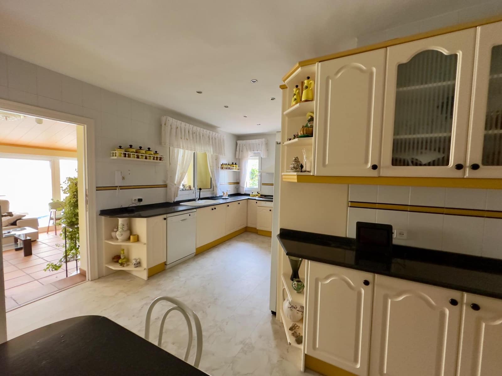 7 Zimmer Villa zu verkaufen in San Lorenzo de El Escorial mit Pool Garage - 987.500 € (Ref: 9815836)