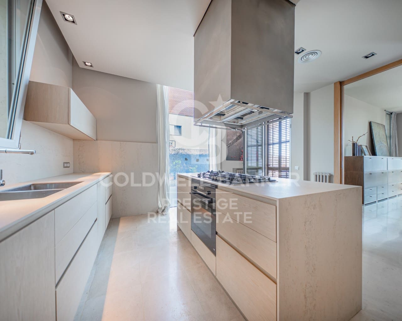 6 sypialnia Penthouse do wynajęcia w Gava z basenem garażem - 20 000 € (Ref: 9579029)