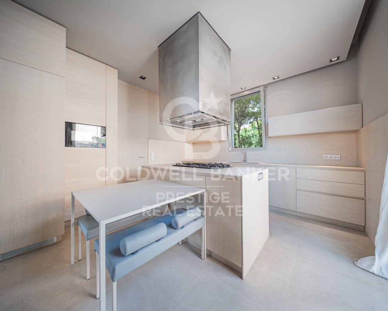 6 sypialnia Penthouse do wynajęcia w Gava z basenem garażem - 20 000 € (Ref: 9579029)