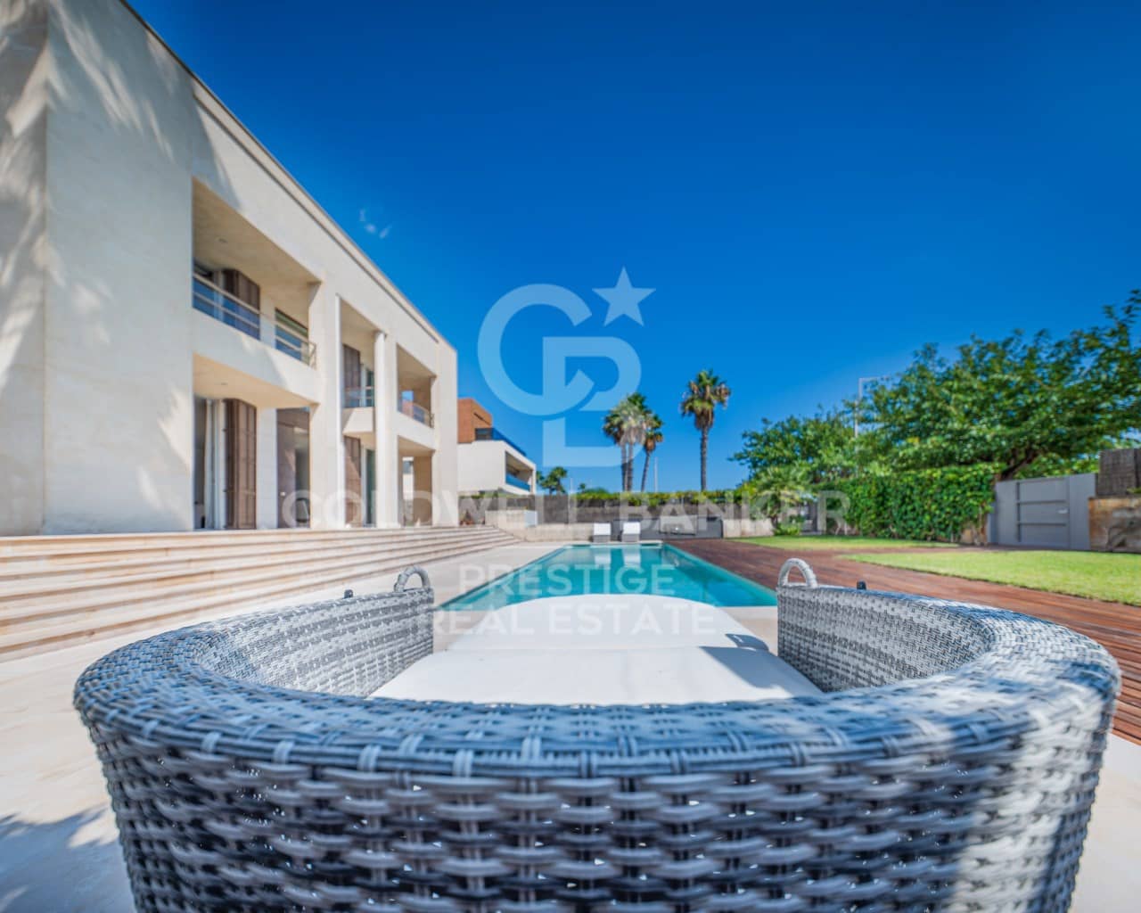 6 sypialnia Penthouse do wynajęcia w Gava z basenem garażem - 20 000 € (Ref: 9579029)