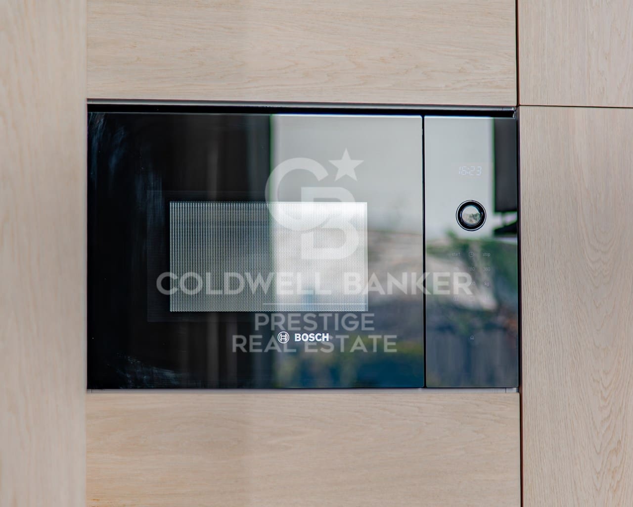 6 sypialnia Penthouse do wynajęcia w Gava z basenem garażem - 20 000 € (Ref: 9579029)