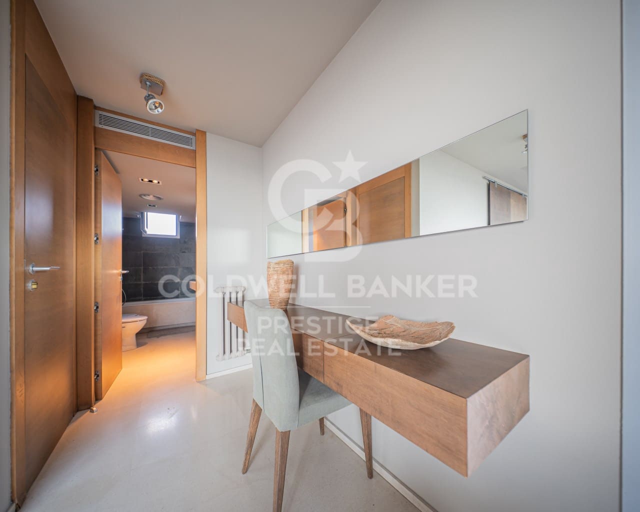 6 sypialnia Penthouse do wynajęcia w Gava z basenem garażem - 20 000 € (Ref: 9579029)