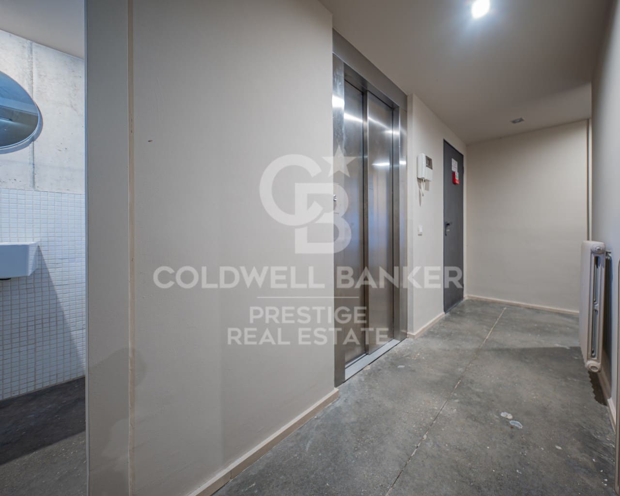 6 sypialnia Penthouse do wynajęcia w Gava z basenem garażem - 20 000 € (Ref: 9579029)