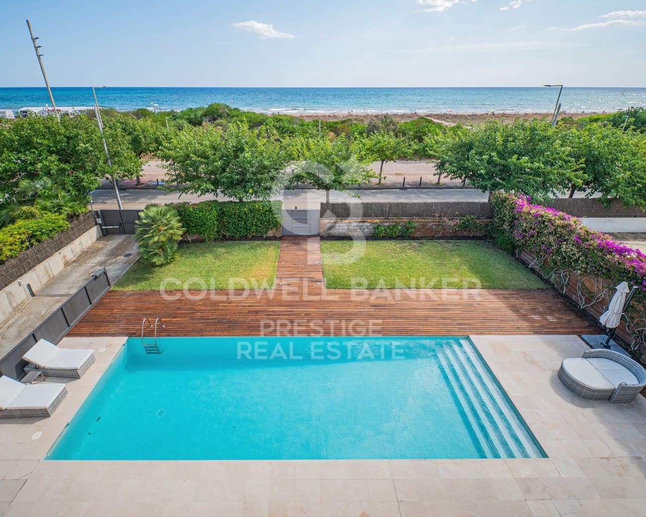 6 sypialnia Penthouse do wynajęcia w Gava z basenem garażem - 20 000 € (Ref: 9579029)