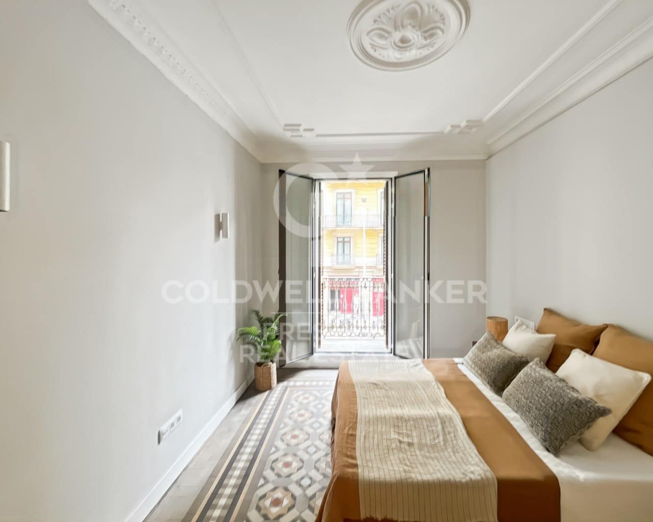 3 bedroom Flat for sale in Barcelona city - € 1,350,000 (Ref: 9579034)