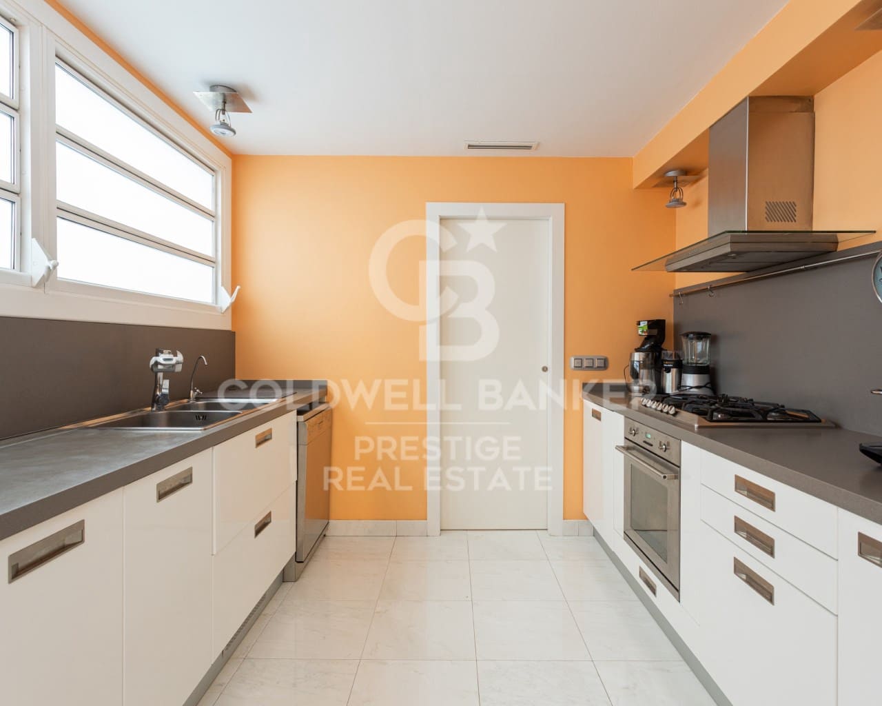 6 Zimmer Wohnung zu verkaufen in Barcelona Stadt mit Garage - 2.200.000 € (Ref: 9579036)