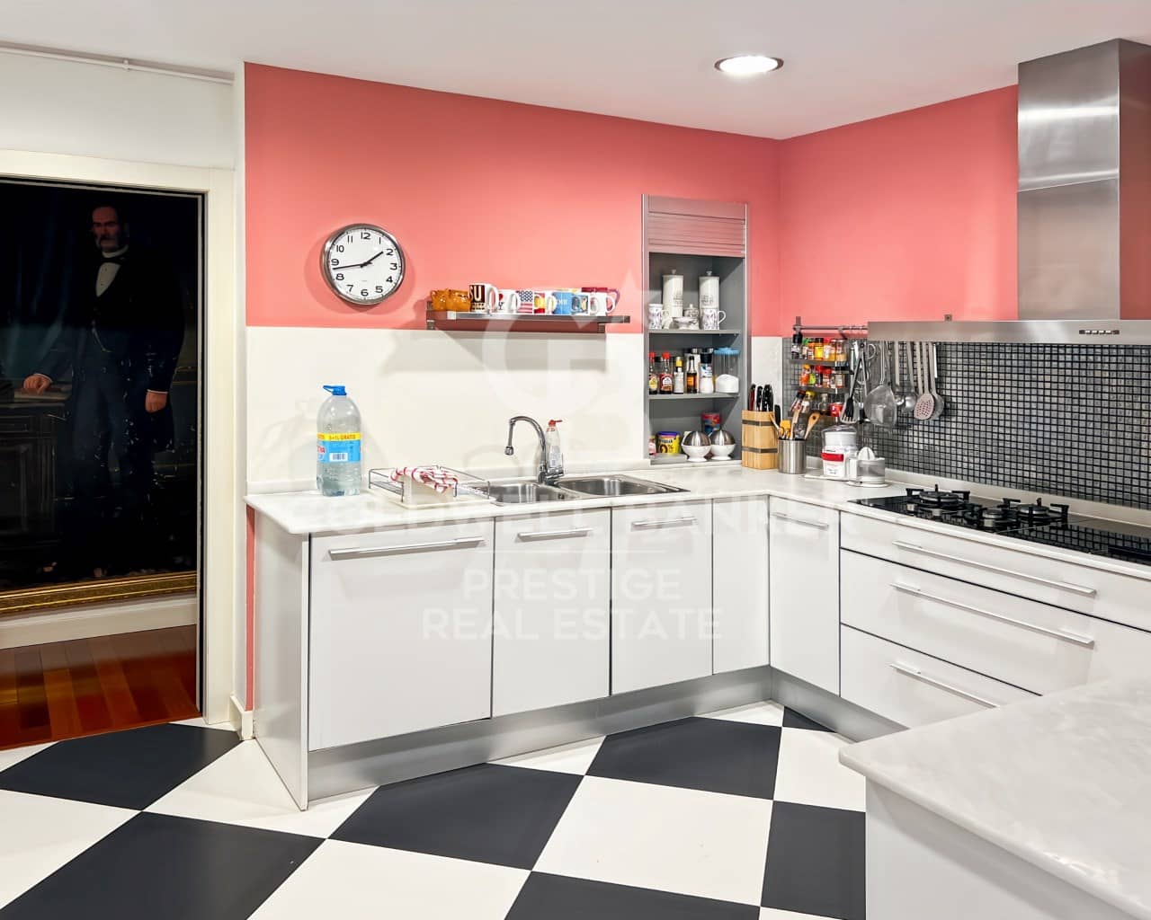 4 bedroom Flat for sale in Barcelona city with garage - € 2,300,000 (Ref: 9579037)