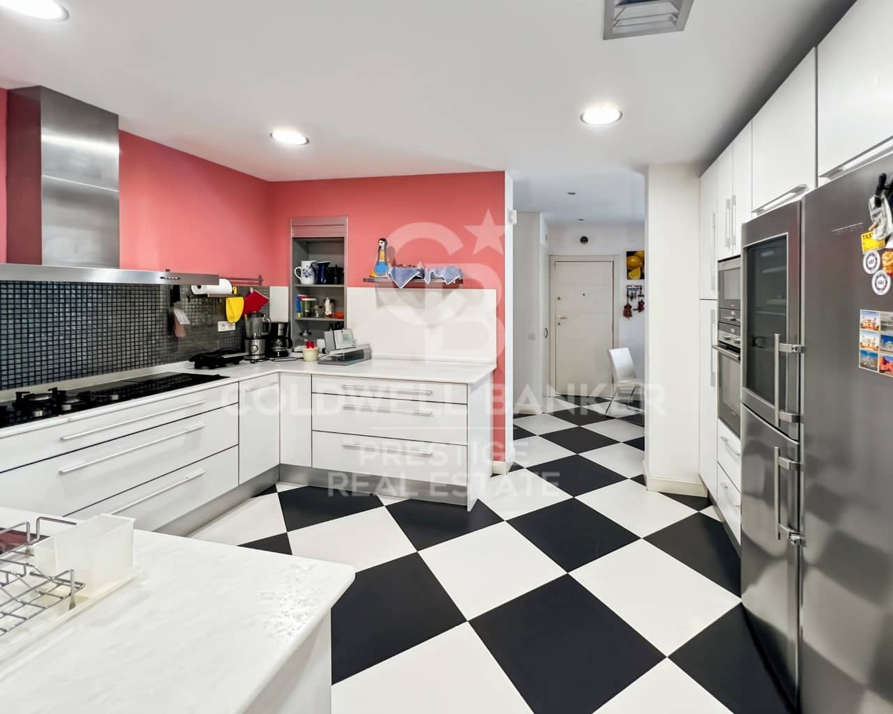 4 bedroom Flat for sale in Barcelona city with garage - € 2,300,000 (Ref: 9579037)