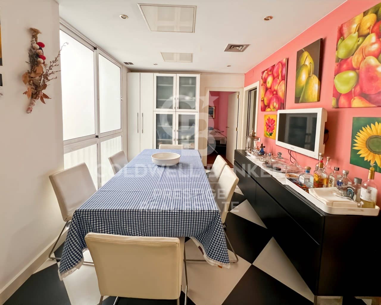 4 bedroom Flat for sale in Barcelona city with garage - € 2,300,000 (Ref: 9579037)