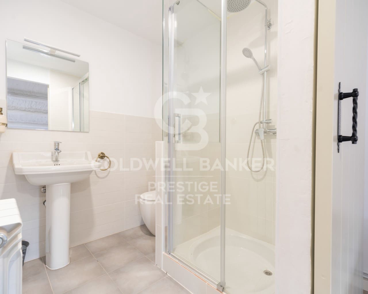 4 bedroom Townhouse for sale in Almatret with garage - € 190,000 (Ref: 9579038)