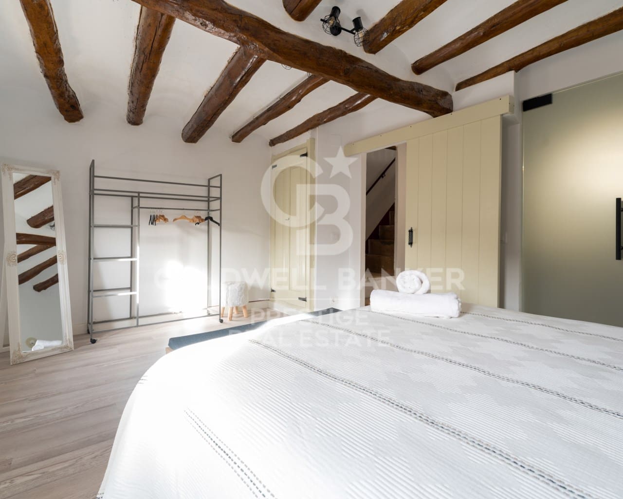 4 bedroom Townhouse for sale in Almatret with garage - € 190,000 (Ref: 9579038)