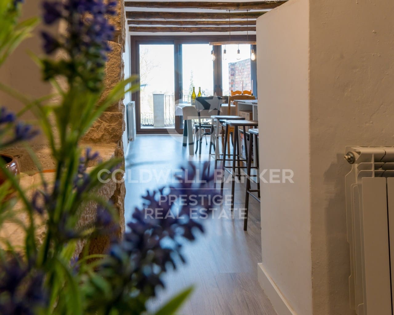 4 bedroom Townhouse for sale in Almatret with garage - € 190,000 (Ref: 9579038)