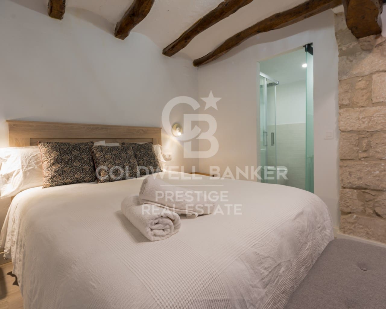 4 bedroom Townhouse for sale in Almatret with garage - € 190,000 (Ref: 9579038)