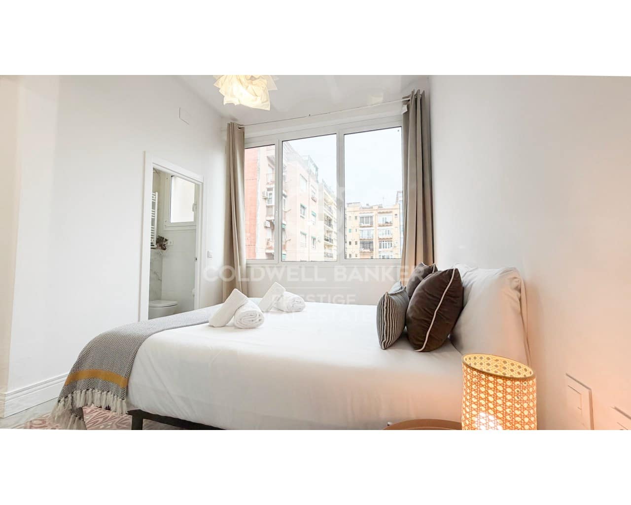 3 bedroom Flat for sale in Barcelona city - € 645,000 (Ref: 9579040)