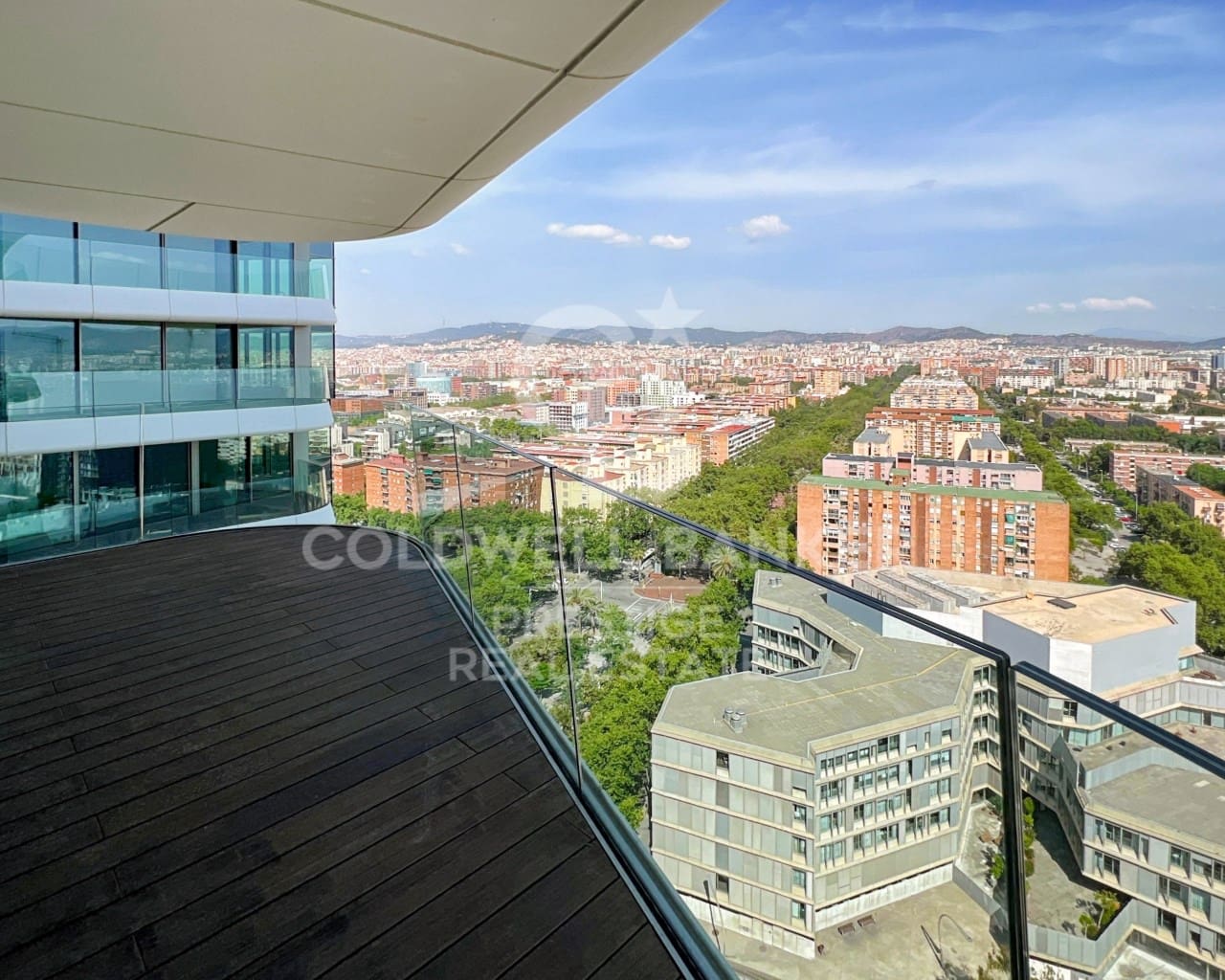 3 sovrum Lägenhet till salu i Barcelona stad med pool garage - 3 558 123 € (Ref: 9579045)