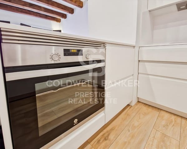 2 slaapkamer Penthouse te koop in El Barri Gòtic, Barcelona stad - € 750.000 (Ref: 9579053)