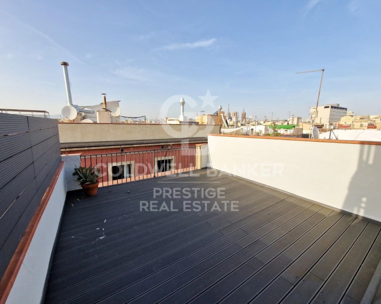 2 makuuhuone Kattohuoneisto myytävänä paikassa Barcelona kaupunki - 750 000 € (Ref: 9579053)