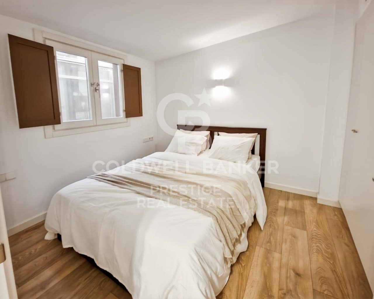 2 makuuhuone Kattohuoneisto myytävänä paikassa Barcelona kaupunki - 750 000 € (Ref: 9579053)