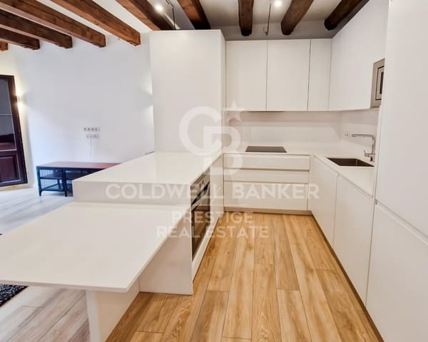 2 slaapkamer Penthouse te koop in El Barri Gòtic, Barcelona stad - € 750.000 (Ref: 9579053)
