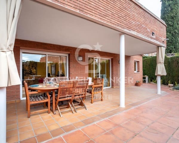 7 camera da letto Casa in vendita in Sant Vicenç de Montalt con piscina garage - 899.000 € (Rif: 9579054)
