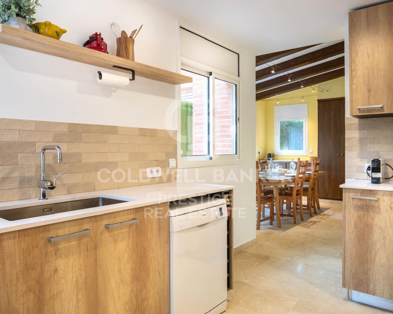 7 bedroom Townhouse for sale in Sant Vicenc de Montalt with pool garage - € 899,000 (Ref: 9579054)